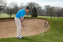 Green-side; Chipping-on, Sand-wedge/Putter supported on Golf-Rest. Click to enlarge.